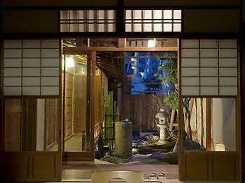 Itsutsuji-An Machiya Inn Kyoto
