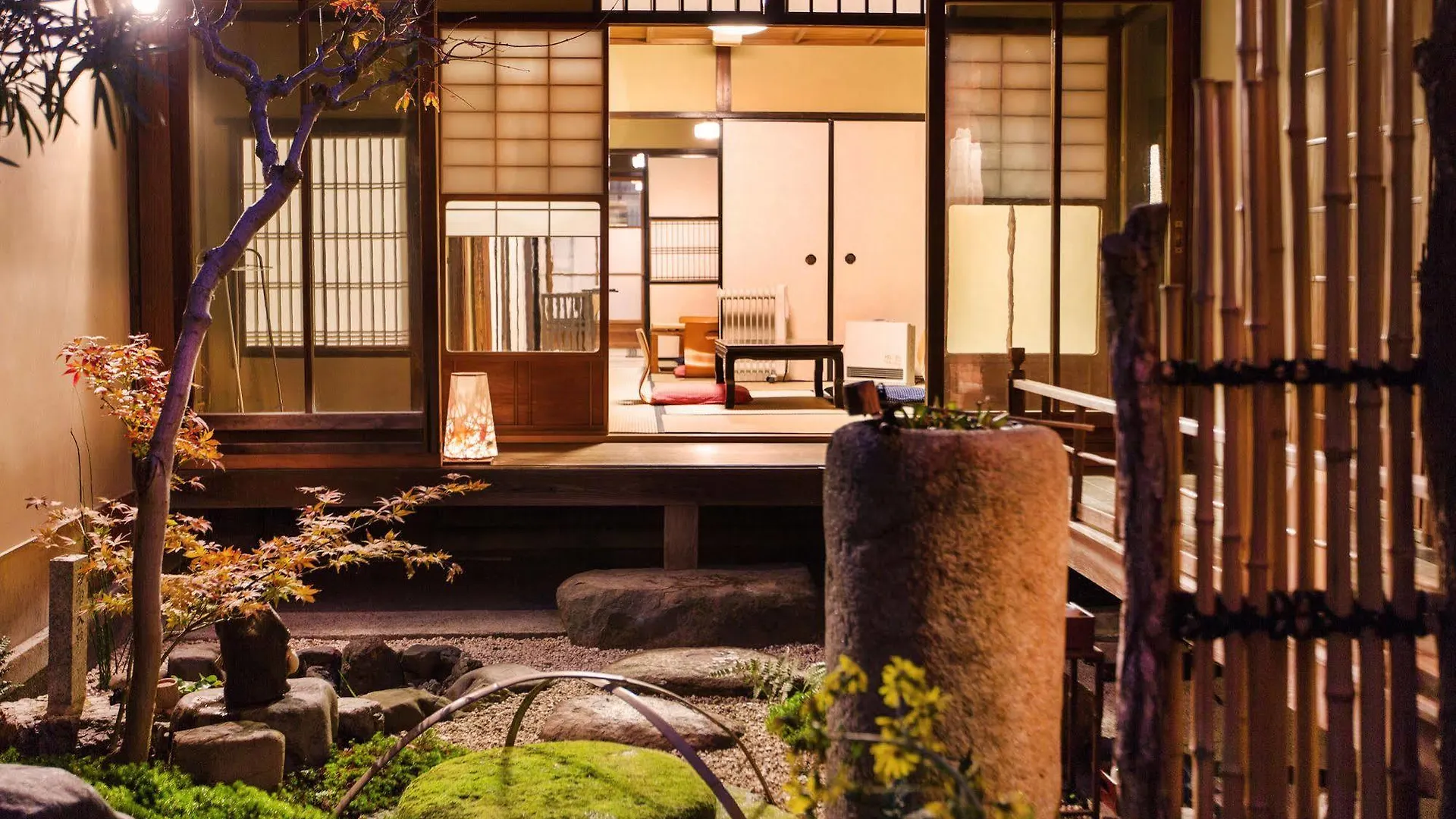 Itsutsuji-an Machiya Inn Kyoto Japan